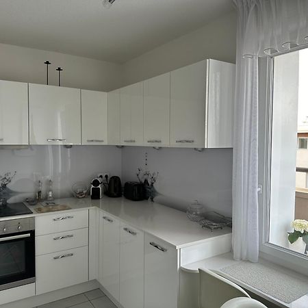 Appartement De Standing, Parking Prive, Climatise, Proche Du Centre-Ville Et La Gare Centre 亞維農 外观 照片